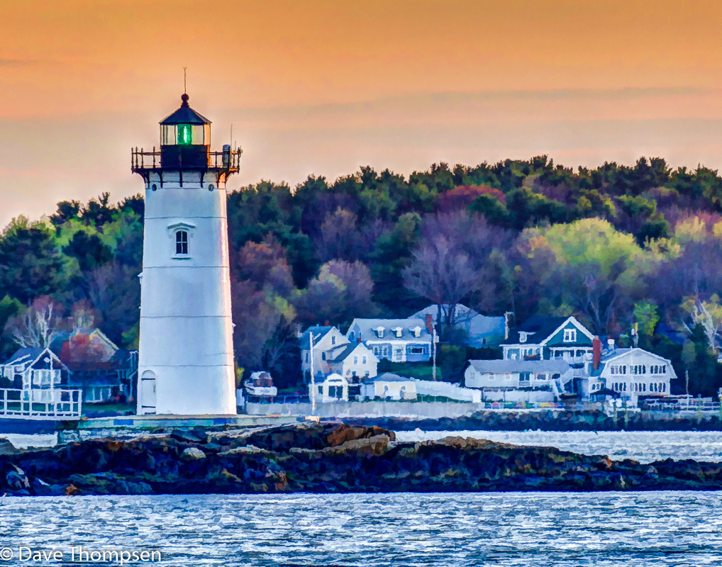 A photograph of the Portsmouth Lighthouse on the coast of New Hampshire.